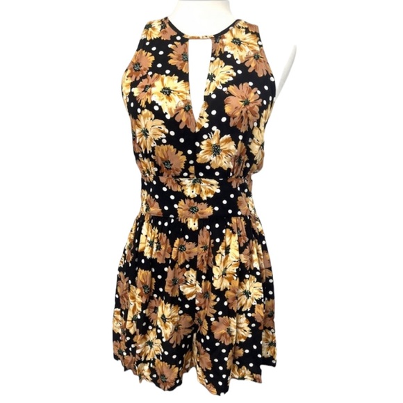 Kendall & Kylie Pants - NWT Kendall & Kylie Floral & Polkadot Brown & Black Romper - Size Small